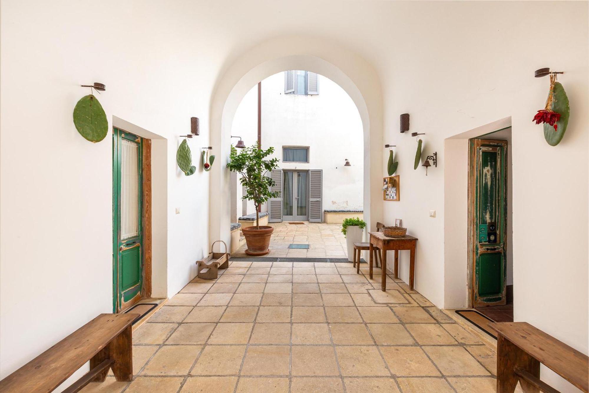 מורצ'יאנו די לאוקה Palazzo San Giovanni מראה חיצוני תמונה